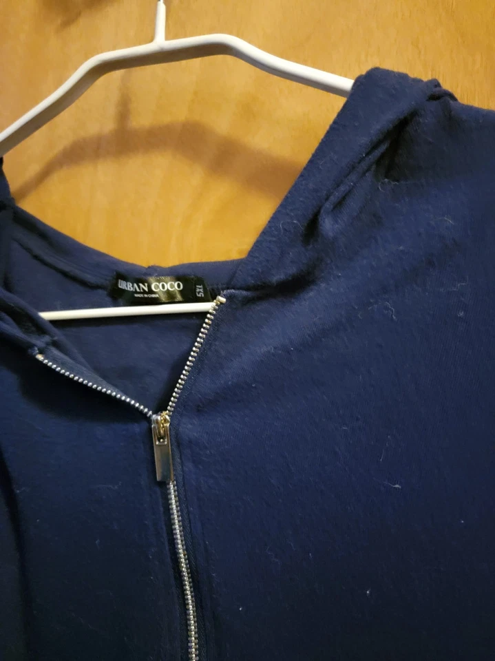 URBAN COCO Sudadera con Capucha Azul Marino con Dobladillo Asimétrico 5x Foto 4 de 4