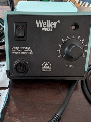 Weller Wes51 Soldering Iron Station w/Tips For Repair Or Parts