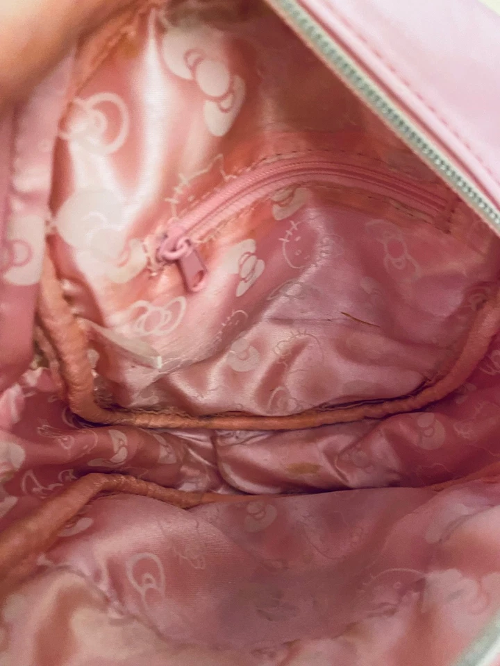 🩷 Hello Kitty Girls Pink Messenger Bag & Coin Purse …So Cute 🩷 - Image 4 of 4