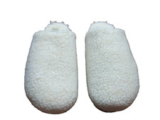 NATURAL REFLECTIONS BERBER FLEECE SLIDE SLIPPERS....SIZE 11 M....NWOB CONDITION