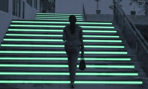 FLUORESZIERENDES KLEBEBAND 5 mt SCOTCH ANTI-FALL LICHT SICHERHEIT TREPPE - Bild 2 von 7