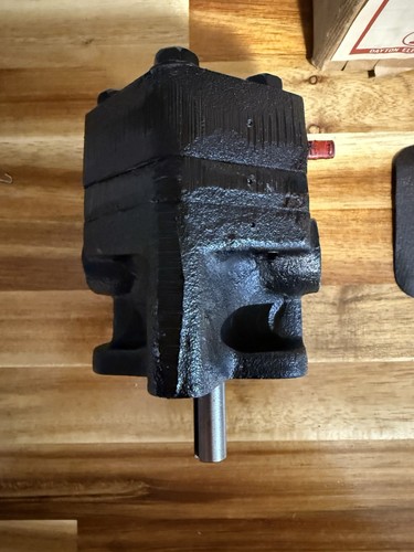 DAYTONA ELECTRIC HYDRAULIC GEAR PUMP 1 1/2 GPM 4Z342 / 60648 NEW - Picture 4 of 6