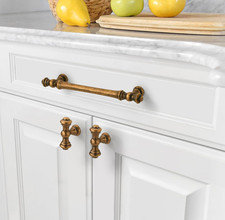 New Brass Cabinet Handles with Screw Fittings x8