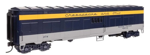 Walthers 920-10843 HO C&O-Style Express Boxcar Tropa Dormitorio Conversión #374 | Condition: New