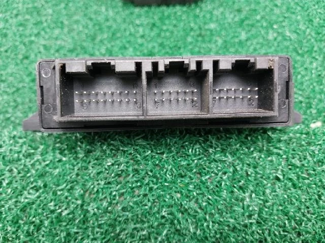 Volvo S60 2013 PDC/módulo de ayuda de estacionamiento 31314975 Foto 3 de 4