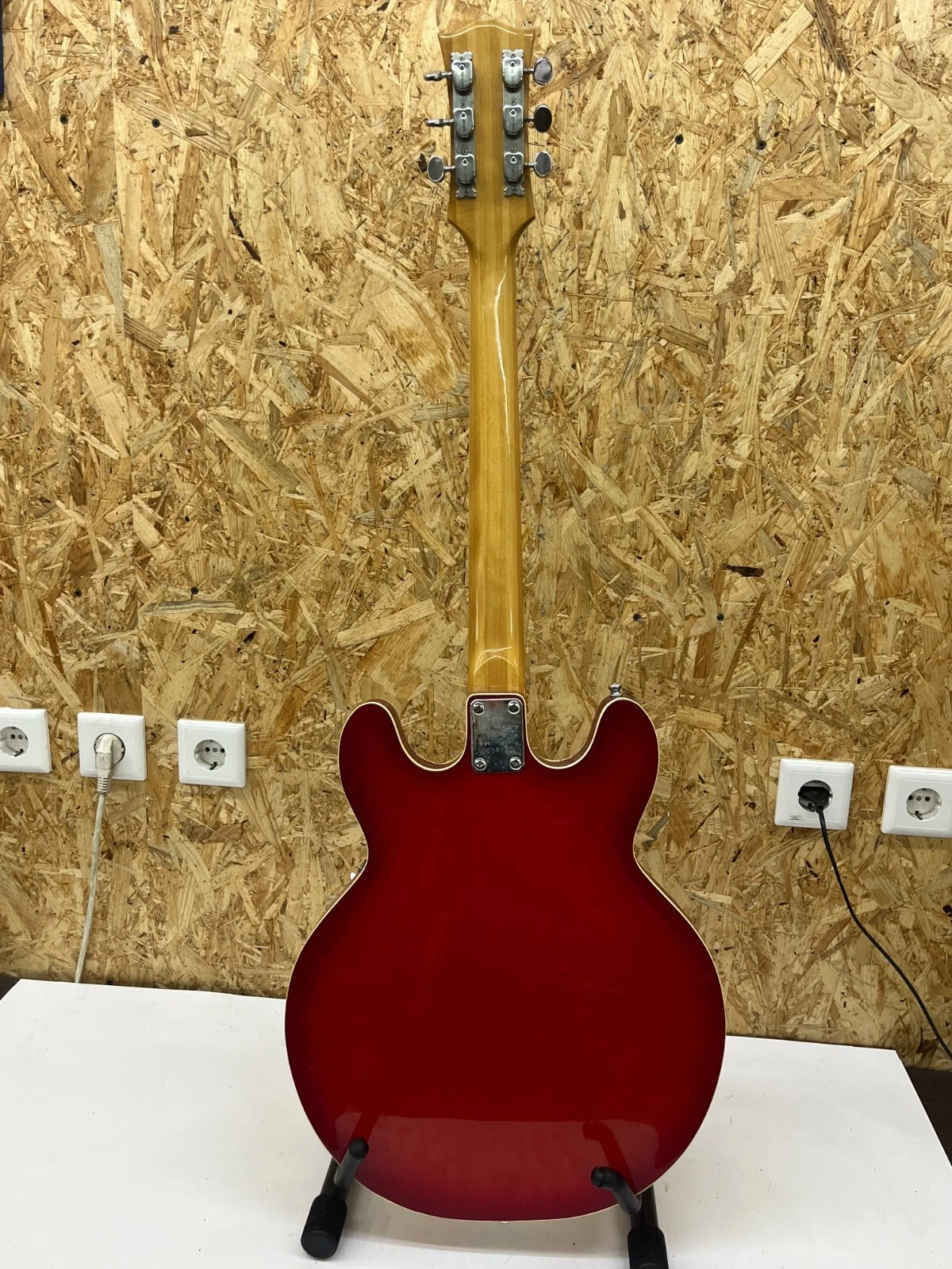 Picture 5 of 8
