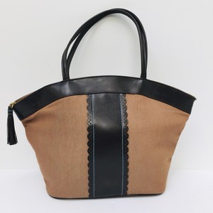 the victoria bucket bag