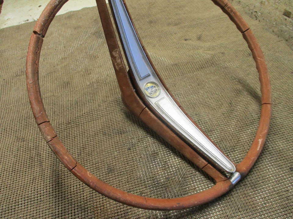 Volante 1963 Buick Electra 225 Wildcat LeSabre Estate Wagon vermelho 1964 - Imagem 4 de 4