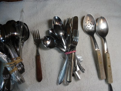 14 Pounds Stainless Flatware Vintage/Antique Crafts Jewelry 83-1A - Picture 4 of 12