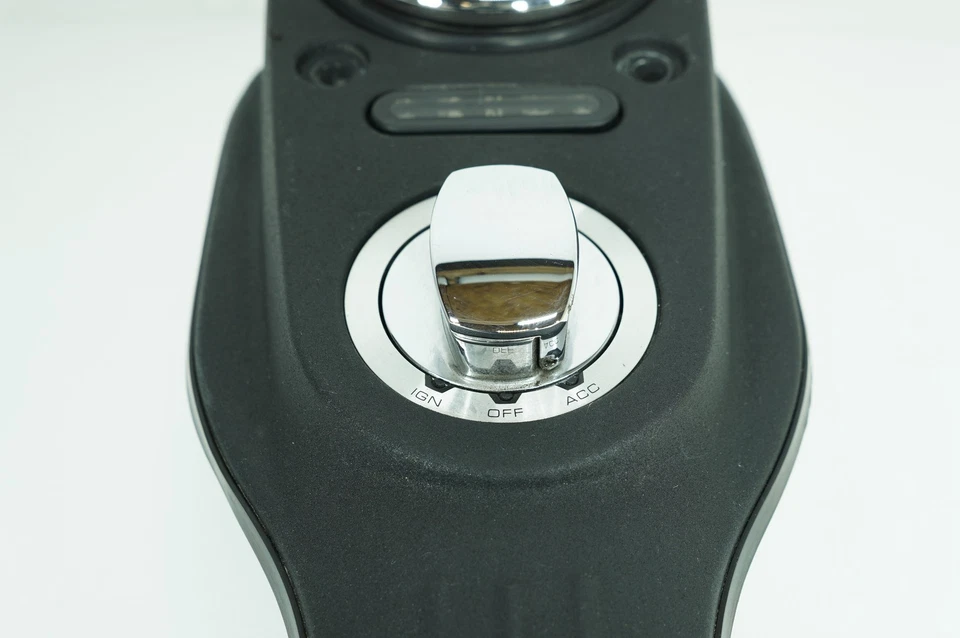 Harley Dyna Street Bob 2014 OEM tanque de combustible tablero consola velocímetro NOKey 10 k Foto 3 de 4