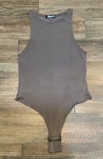 Missguided women s brown/taupe crewneck sleeveless bodysuit Tank top size 6