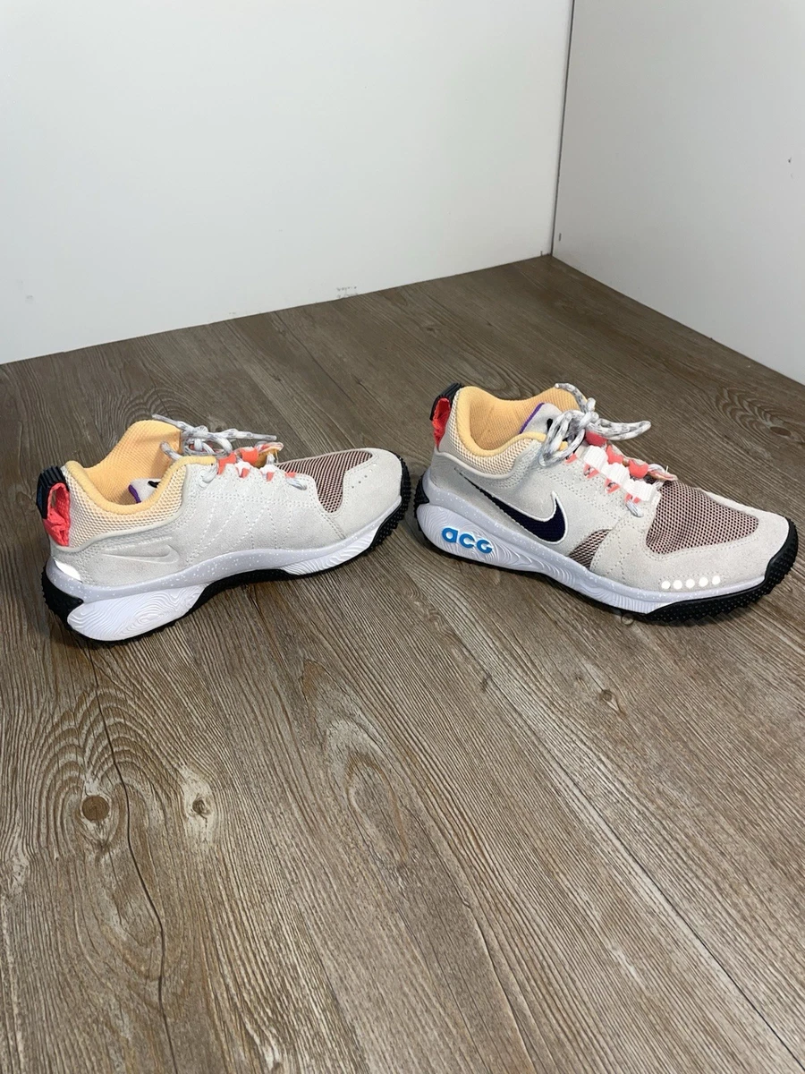 Preços baixos em Nike ACG Dog Mountain Summit White | eBay