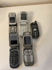 Motorola lot of 5 old, untested phones