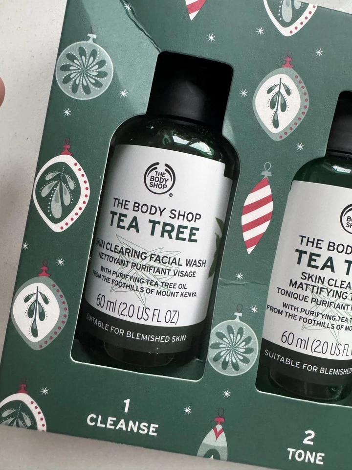 The Body Shop - Tea Tree 123 Gift Face Wash 60ml, Toner 60ml, Tea Tree Oil 10ml - Image 2 of 4