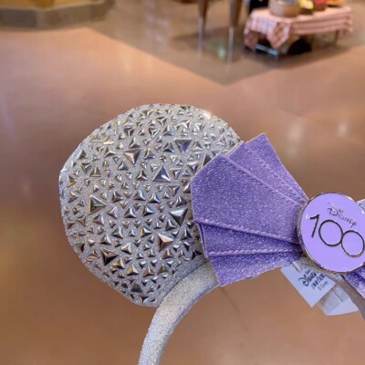 Disney 100 years authentic 2023 anniversary Purple Minnie  display picture 3