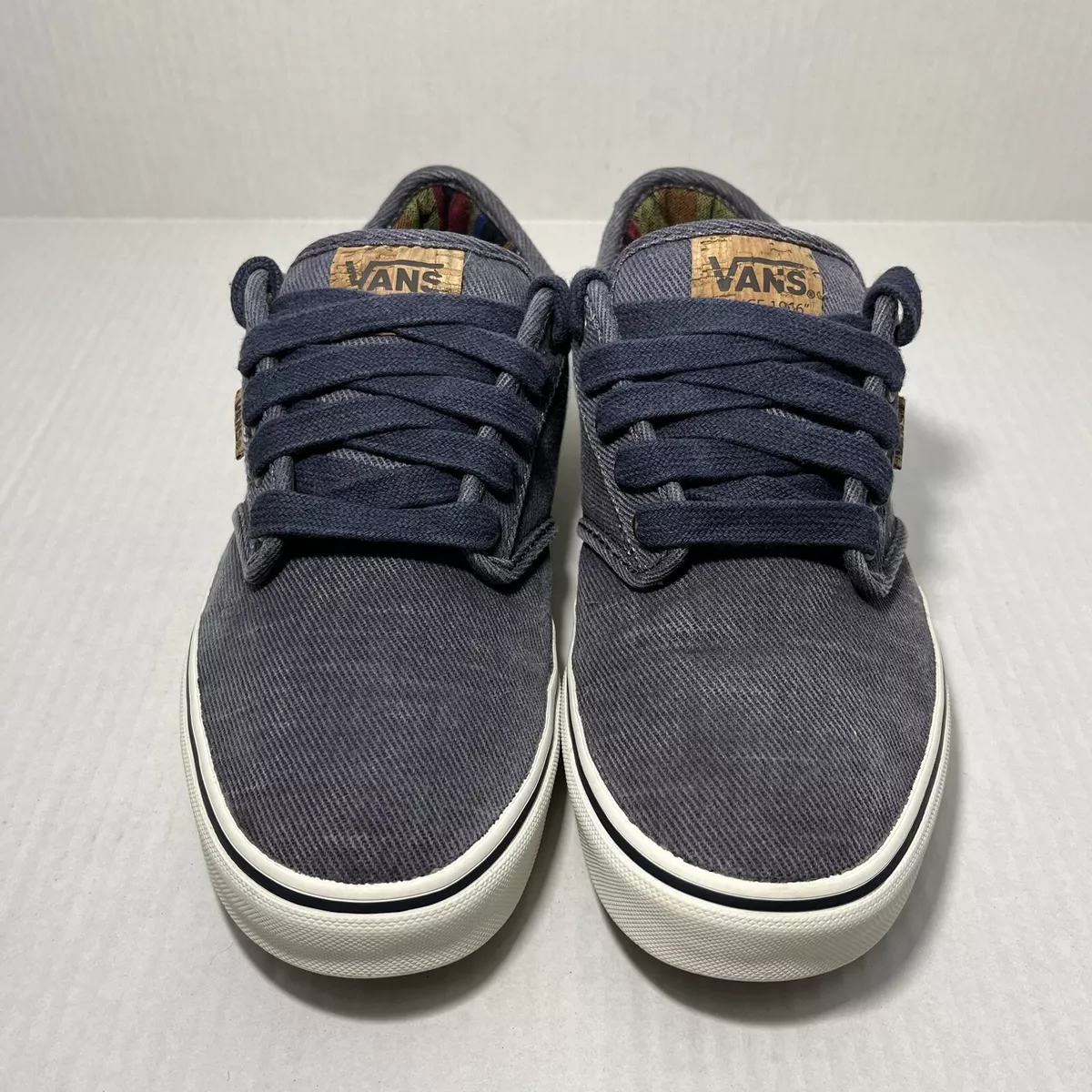 Size 8 Men s Vans Ultracush Lite Skate shoes Navy Blue Wood Logo
