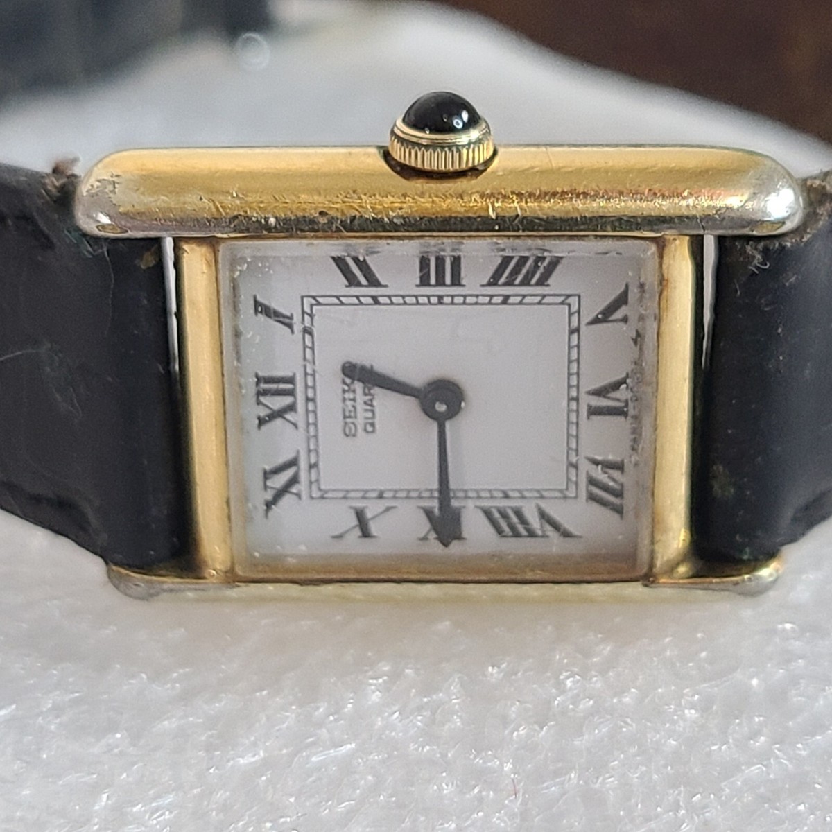 Vintage SEIKO Women's Gold Tone Tank Watch Rectangle Roman Vintage SEIKO Women's Gold Tone Tank Watch Rectangle Roman