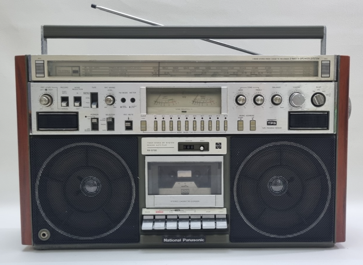 ♪昭和銘機 整備清掃ラジカセ National 「Disco M」RX-5700 ♪昭和銘機 整備清掃ラジカセ National 「Disco M」RX-5700