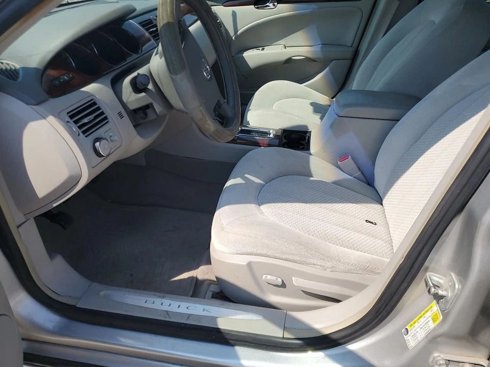 Used Front Center Interior Rear View Mirror fits: 2006 Buick Lucerne new style e - Image 2 of 4