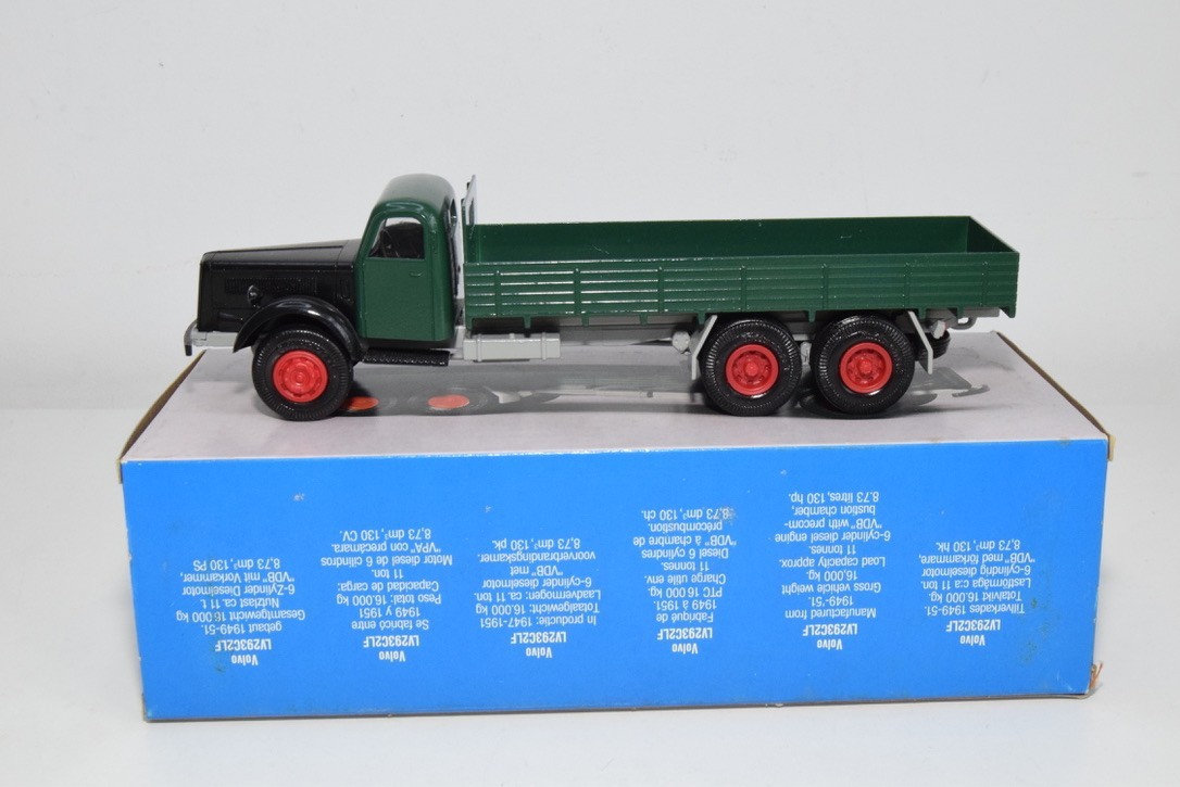ATLAS 1/43 - Volvo PV800 Taxi Black Diecast Model Car EUR 48,23