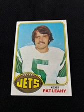 PAT LEAHY ROOKIE 1976 TOPPS NEW YORK JETS KICKER RC NRMT FOOTBALL CARD !!!!!. rookie card picture