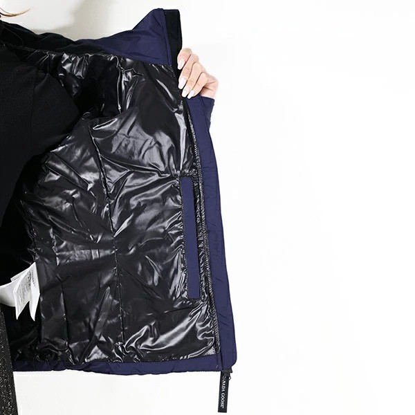 CANADA GOOSE  DOWN JACKET used from JPN thumbnail 4