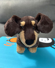 Jellycat medium Otto Sausage Dog NWT. Comes w/ tag protector