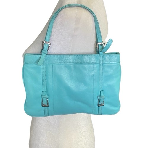 Wilsons Leather Maxima Turquoise with Chain Lock Key Accent Small Purse - Bild 5 von 11