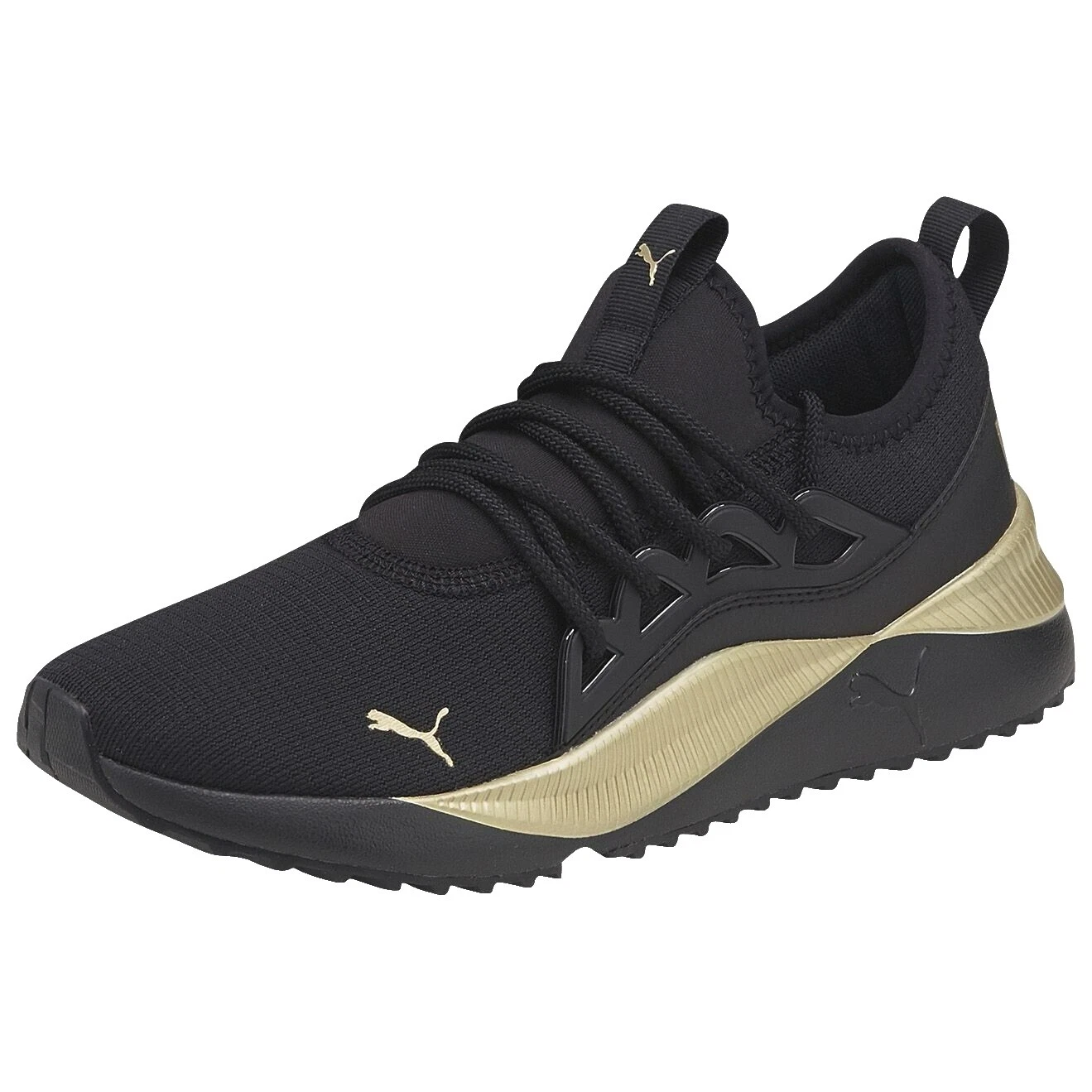 PUMA Black Solid Athletic Shoes for Women