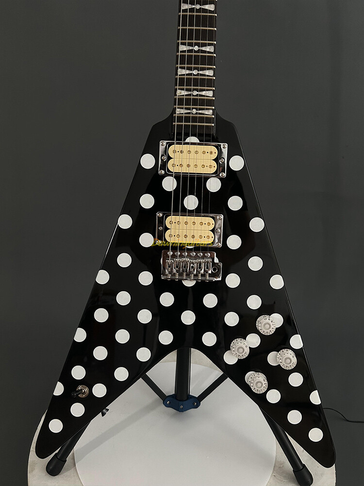 FLYING V / RANDY V 的ボディ Flying V Randy Rhoads Electric Guitar Black with White Polka