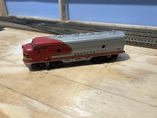 AHM HO Scale F-Unit Santa Fe #281  Diesel Locomotive Unpowered