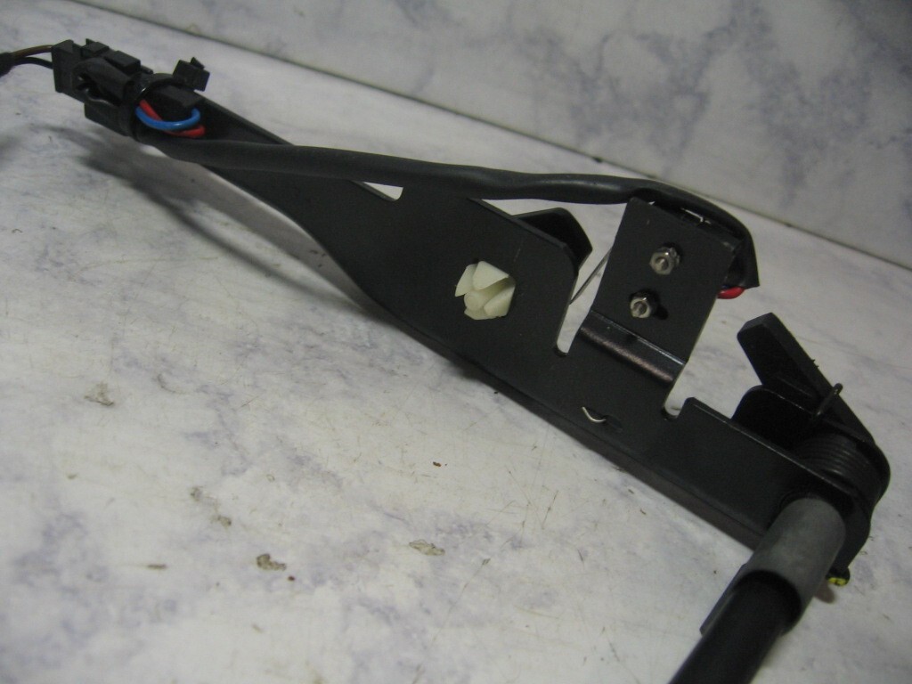 Picture 3 of 4