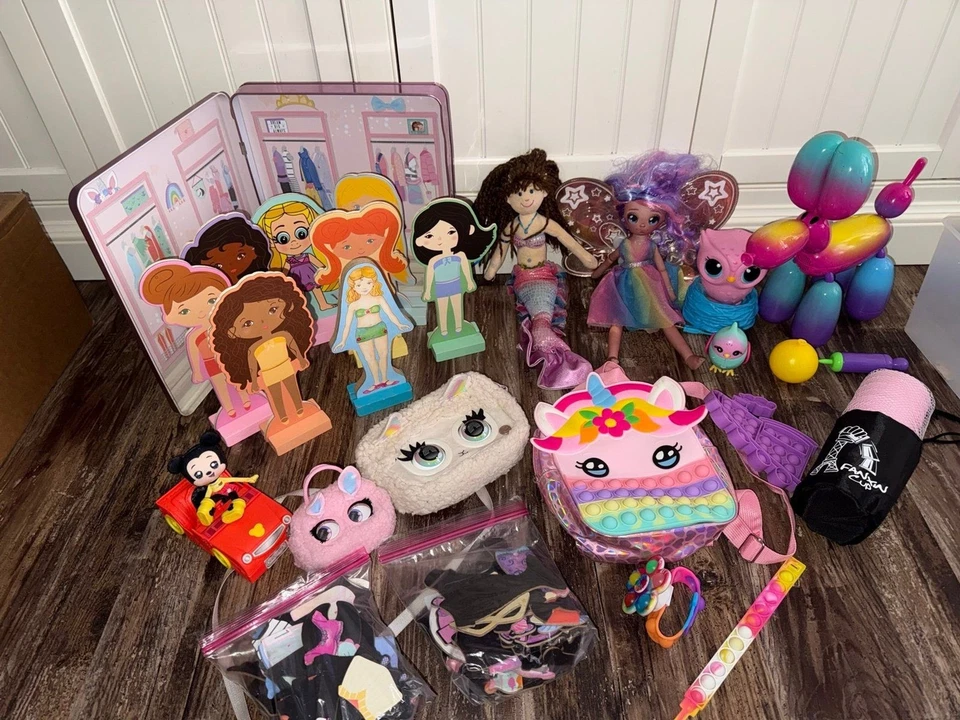 Enorme Lote de Juego de Casa de Muñecas de Madera Juguetes Interactivos Chirrido Arco Iris Monedero Lote de Mascotas Foto 2 de 4