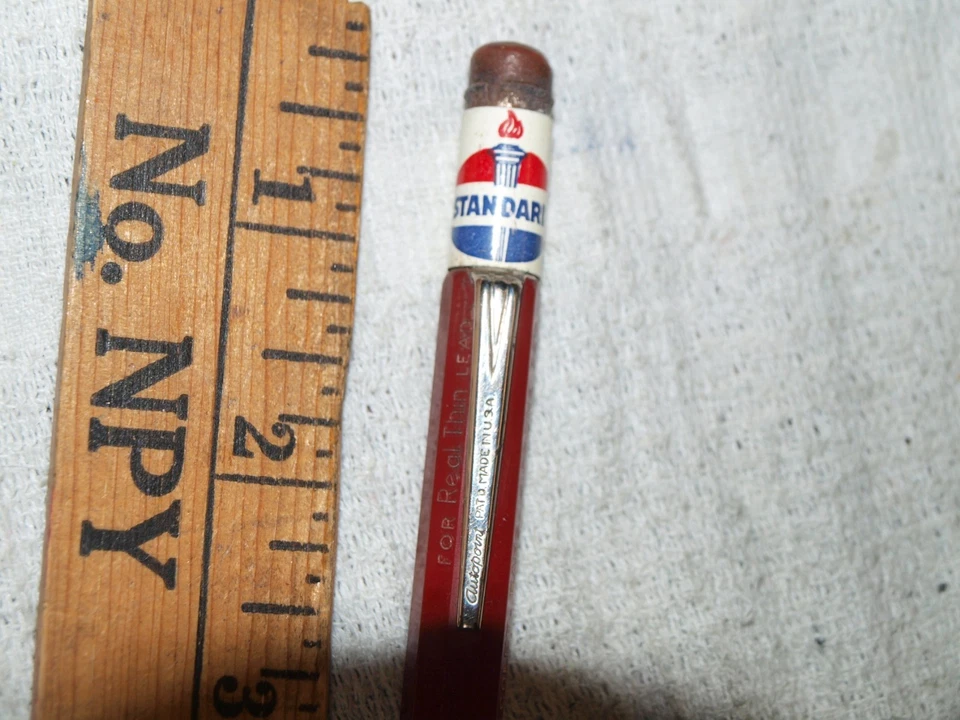 Standard Oil ad topper on early 50s Autopoint large hex mechanical pencil (S815) - Image 2 of 3