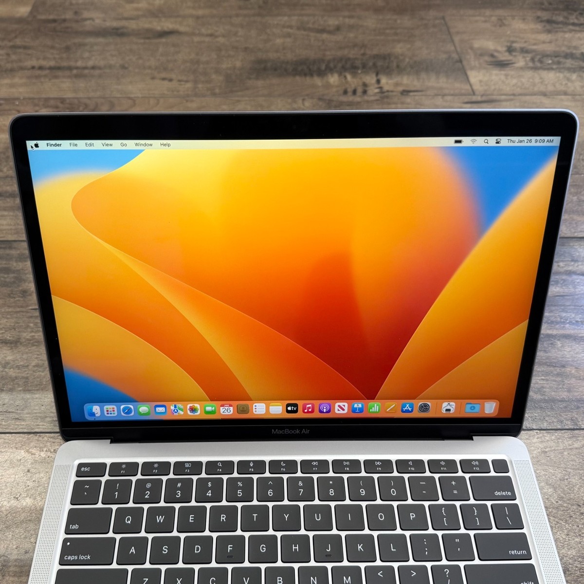 270）MacBook Air 2020 Apple　M1/8GB/SS256G MacBook Air (M1, 2020) - Technical Specifications - Apple Support