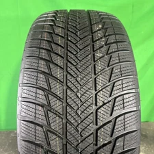Set,Used-255/40R20 Bridgestone Blizzak LM001 101V 10/32 DOT 3522