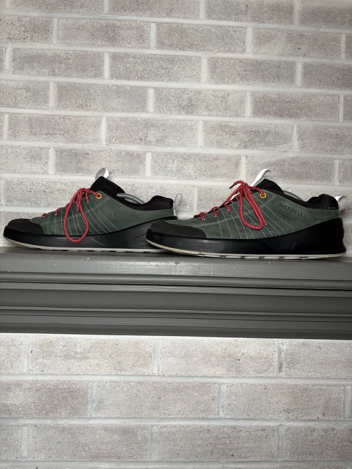 merrell outdoor hiking shoes