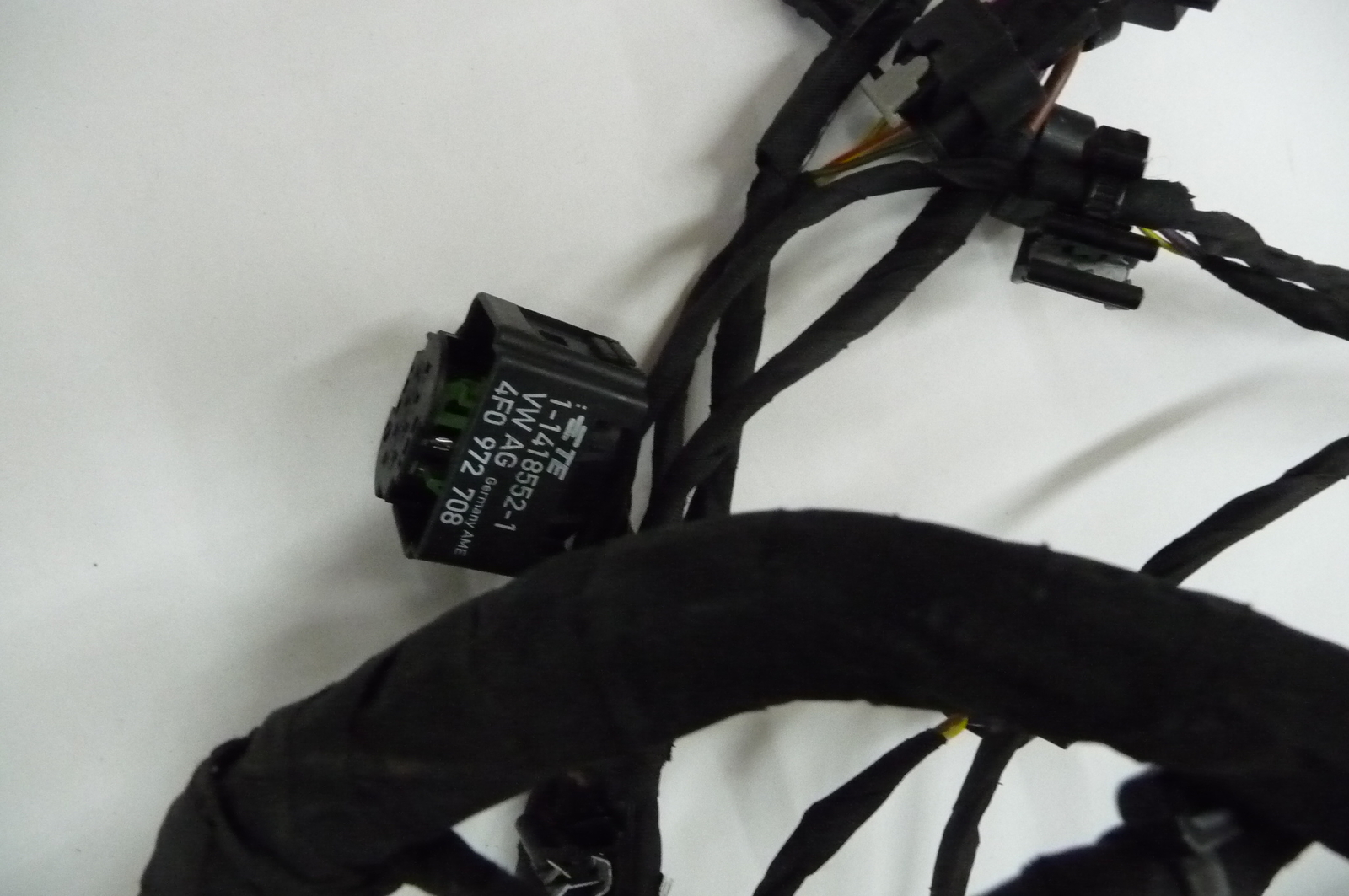 20-22 Bentley Bentayga 2nd Gen. BY636-2 Rear Bumper Harness Cable 36A971104CS OE