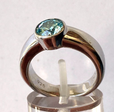 FIRE  Ring mit blauen , geschliffenem  Stein   - 925er Silber  - Größe 53