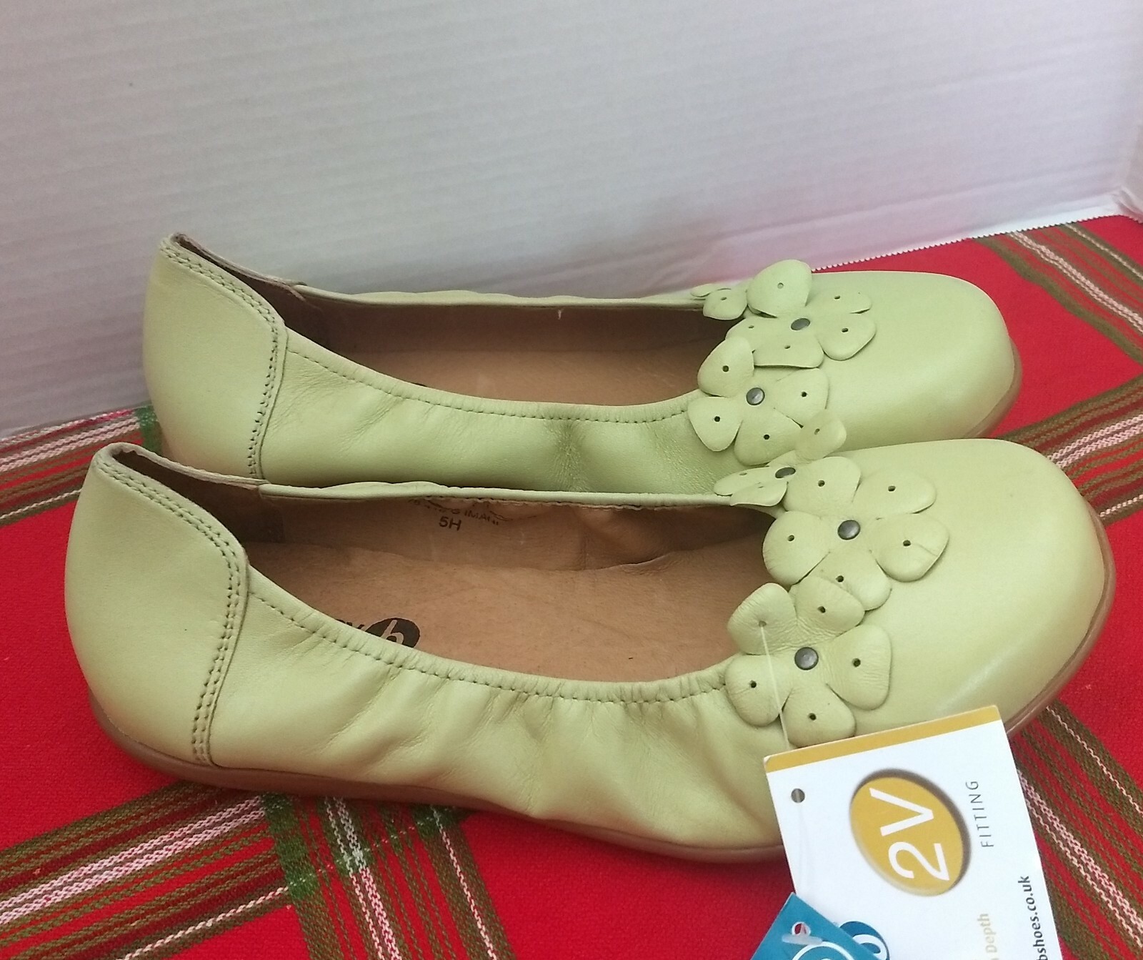 easy b wide fitting shoes