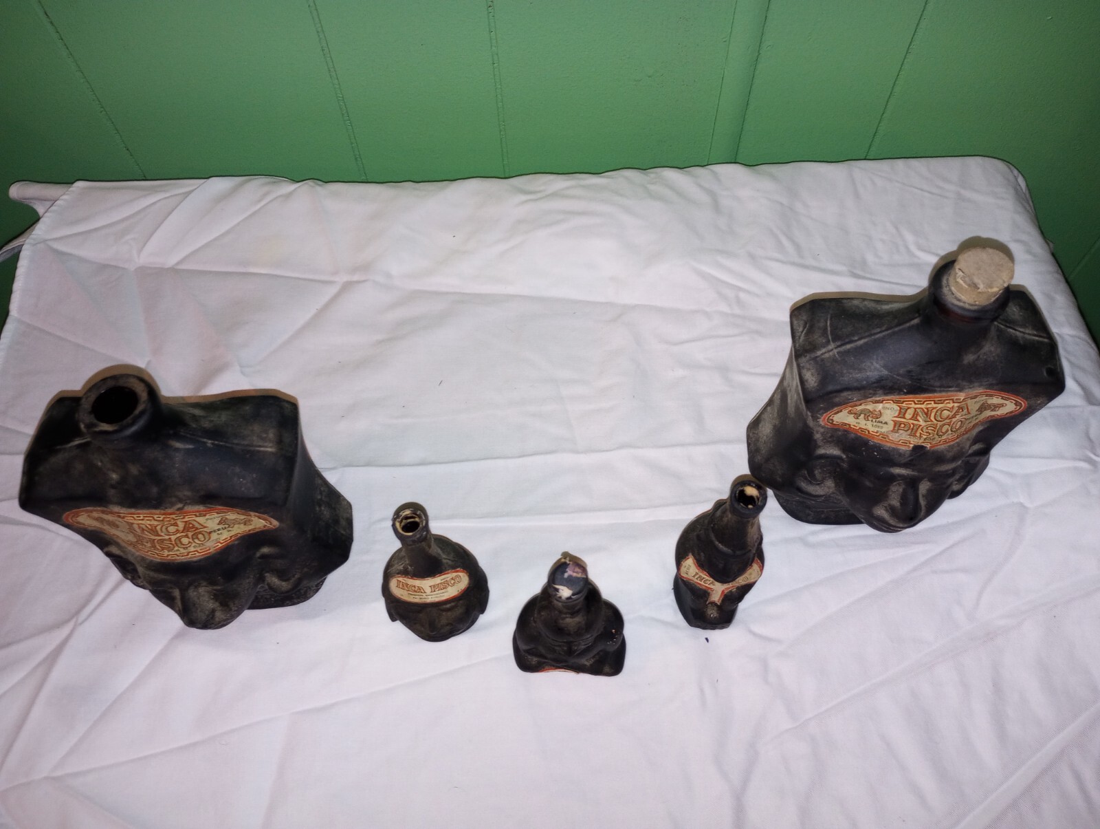2 Vintage Inca Pisco Black Liquor Bottle & 3 Mini Liquor Bottles Ranuzzi Peru