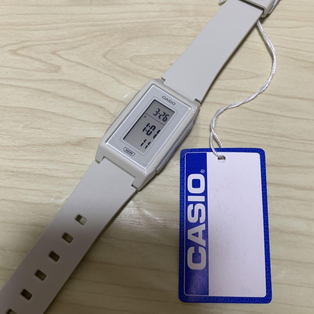 Casio Calf-10WH-8 Digital Watch, Silicone Band, Retro Design, Used