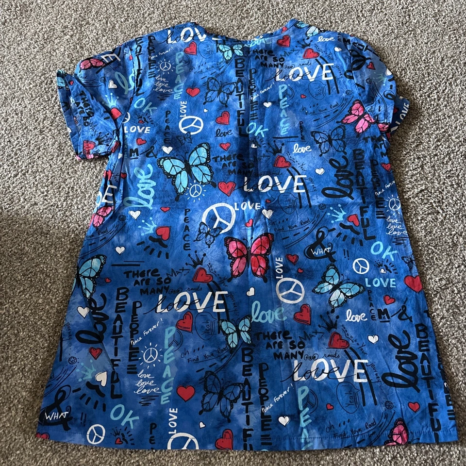 Blusa Médica Dickies Talla Mediana Estampado Eco Love Foto 3 de 3
