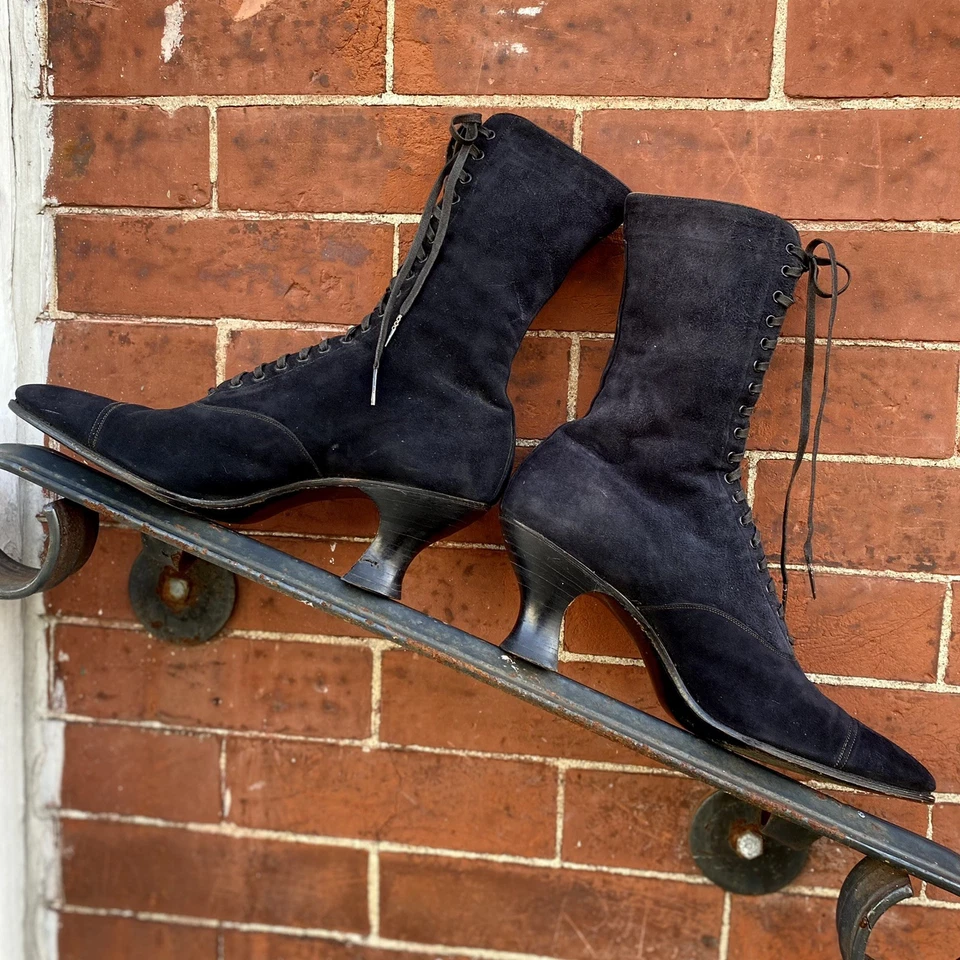 Botas de abuela antiguas victorianas vintage de cuero gamuza negro con cordones talla 9 Foto 3 de 4