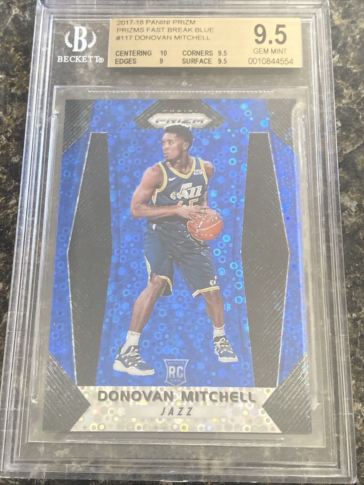 Donovan Mitchell 2017-18 Panini Prizm Fast Break Blue Rookie RC 025/175 BGS 9.5