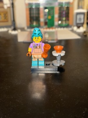 LEGO #71037 Minifigures Pottery Potter With Clay Bowls & Wheel Turntable
