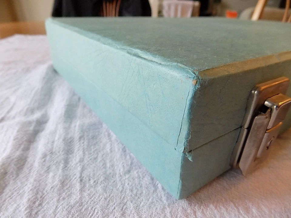 Vintage Kontrell BACKGAMMON Set in Handled Case - Made In USA - Image 2 of 4