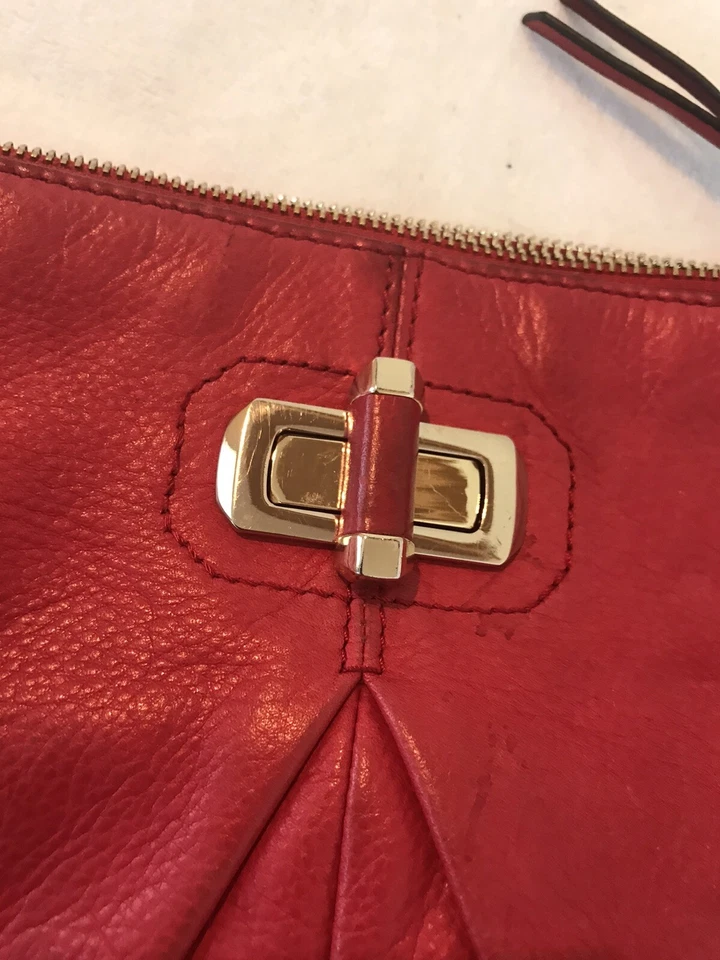 B Makowsky Soft Pebbled Glove Leather Turnlock Crossbody Red Handbag Medium - Image 3 of 4