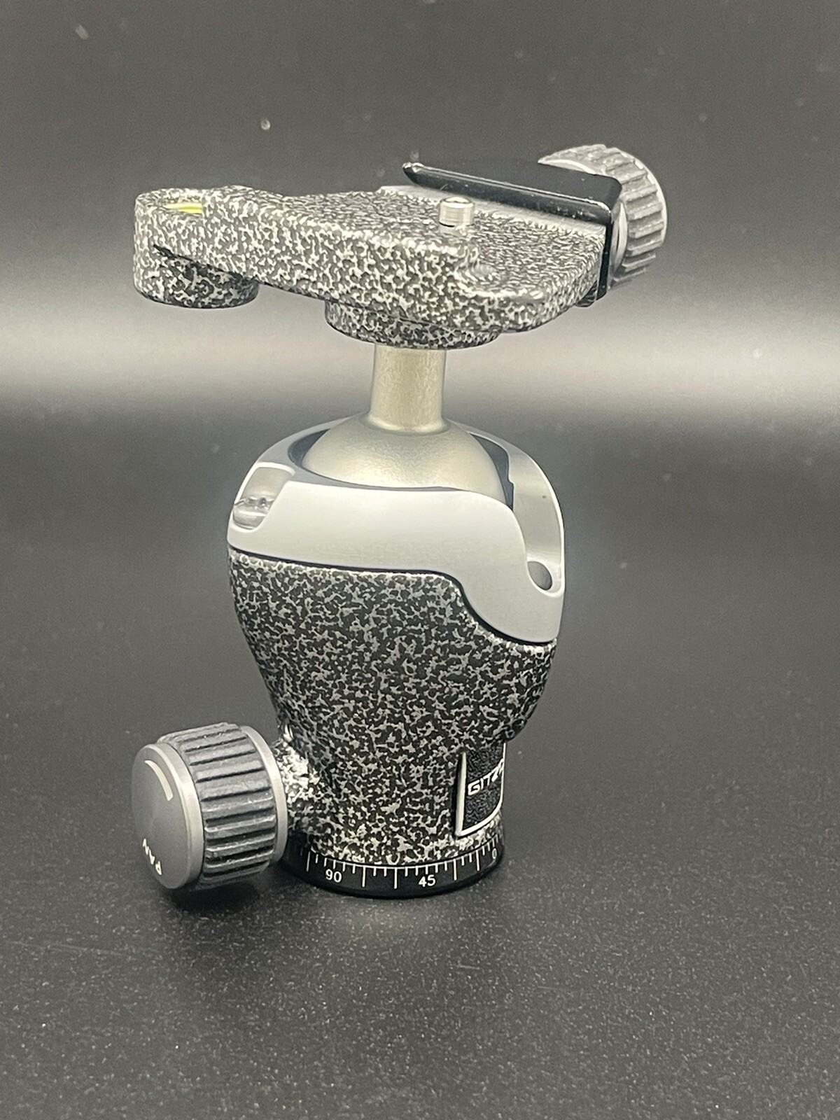 Gitzo GH1382TQD Traveler Tripod Ball Head Arca Swiss eBay