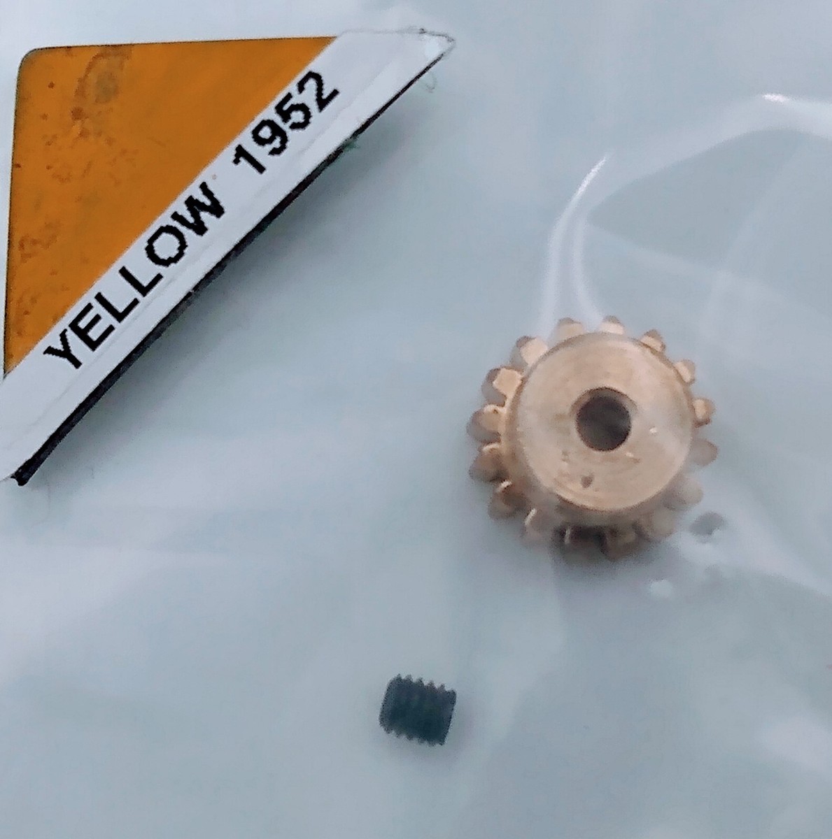 HBX 16889 & A SG 1601 RC Pinion 16 Tooth M16035BL Ships FREE HBX 16889 & A SG 1601 RC Pinion 16 Tooth M16035BL Ships FREE